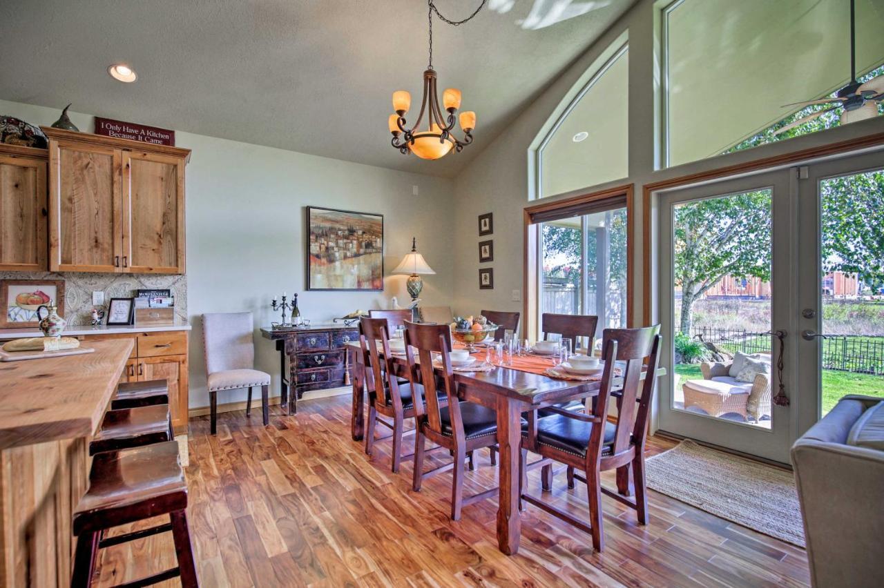 Polished Mcminnville House Less Than 2 Mi From Town! Extérieur photo